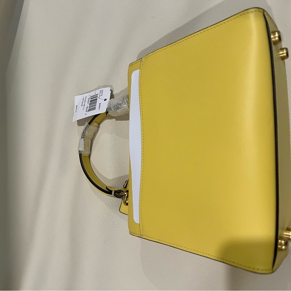 NWT Coach Tabby Top Handle Yellow Spring Summer Bag - Picture 4 of 14
